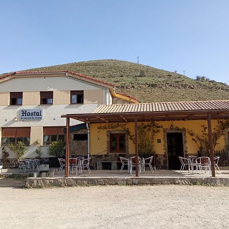 Hostal La Collada De Aralla Aralla de Luna ภายนอก รูปภาพ